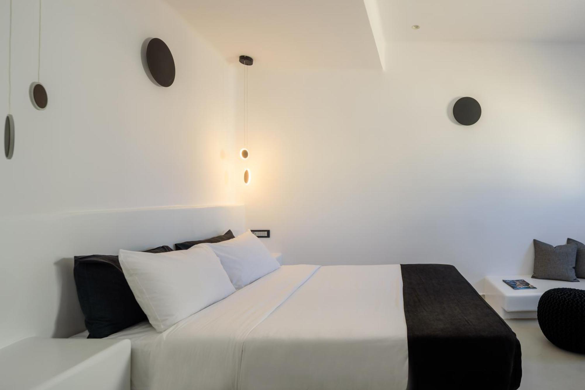 Tataki Family Hotel Fira  Exterior photo