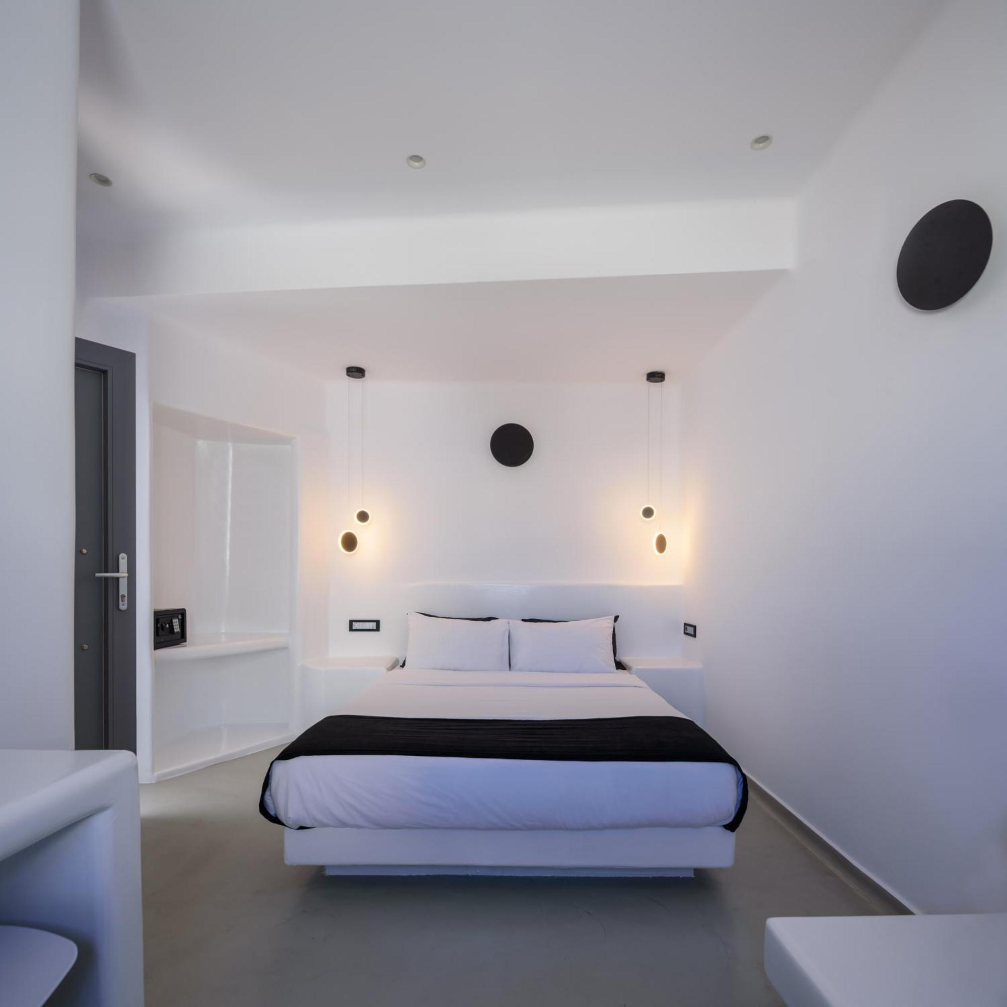 Tataki Family Hotel Fira  Exterior photo