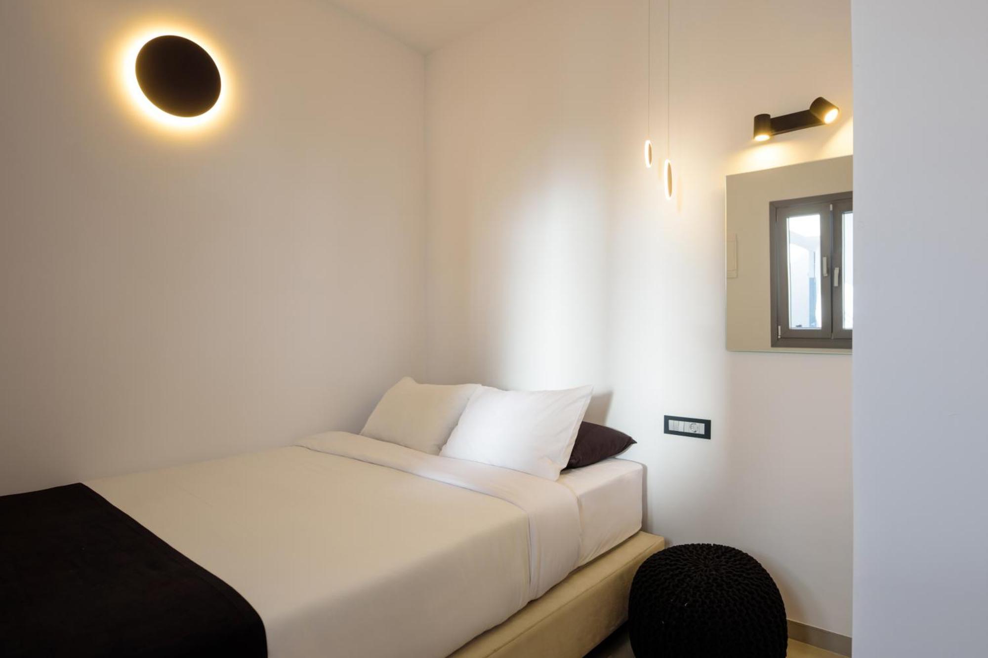 Tataki Family Hotel Fira  Exterior photo
