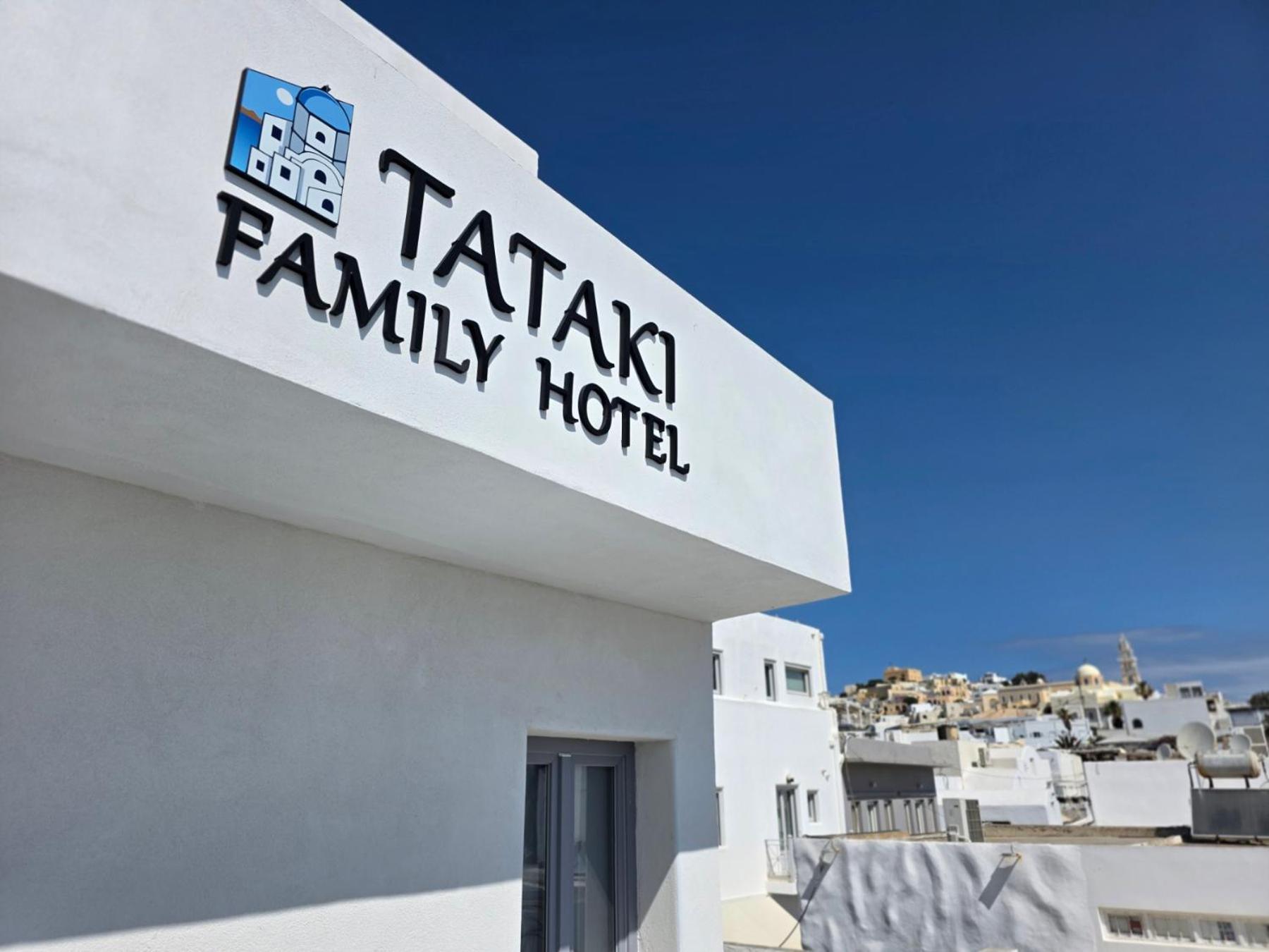 Tataki Family Hotel Fira  Exterior photo